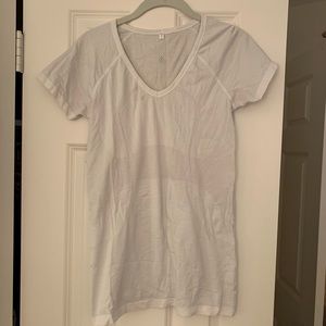 Lululemon white swiftly tech v neck
